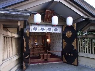 20111230_36B東郷神社とZ旗.jpg