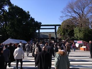 20140102_皇居一般参賀＋靖国神社参拝45_320.JPG